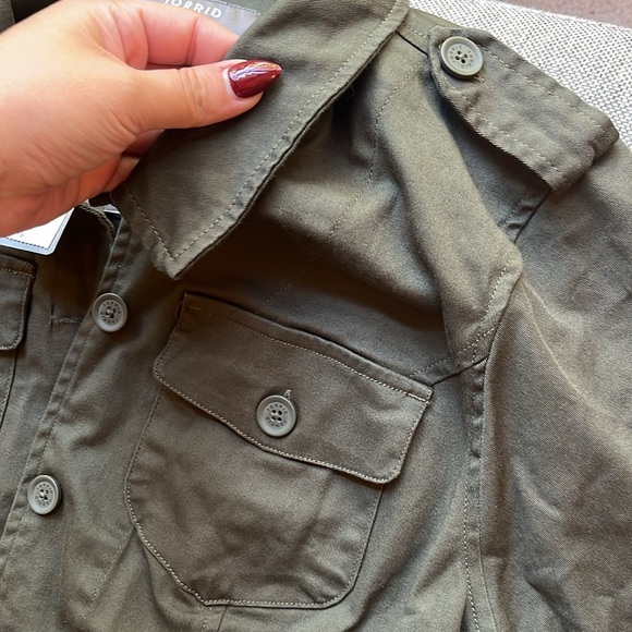 NWT Torrid Stretch Twill Peplum Utility Jacket in Olive Green , Size: 14-16 - Picture 11 of 17